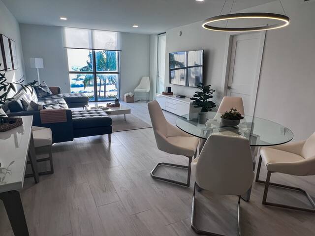 Joy at the Beach gallery image 2