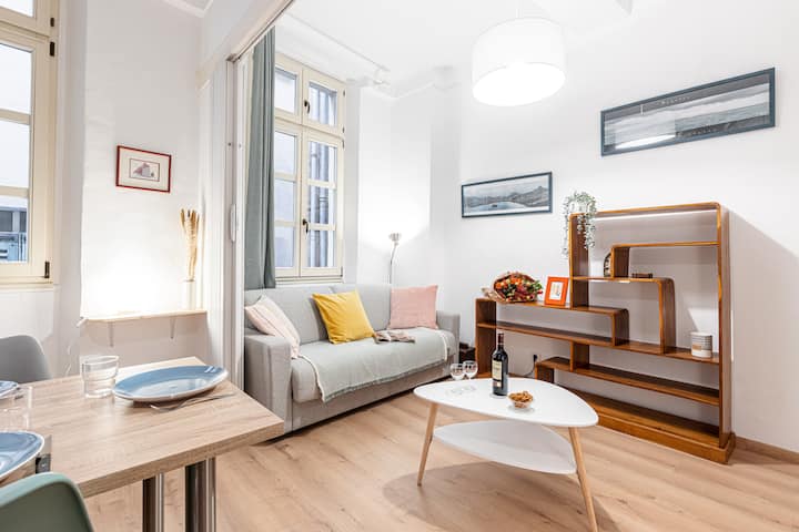 Close To Cours Saleya & Promenade Des Anglais - Nice