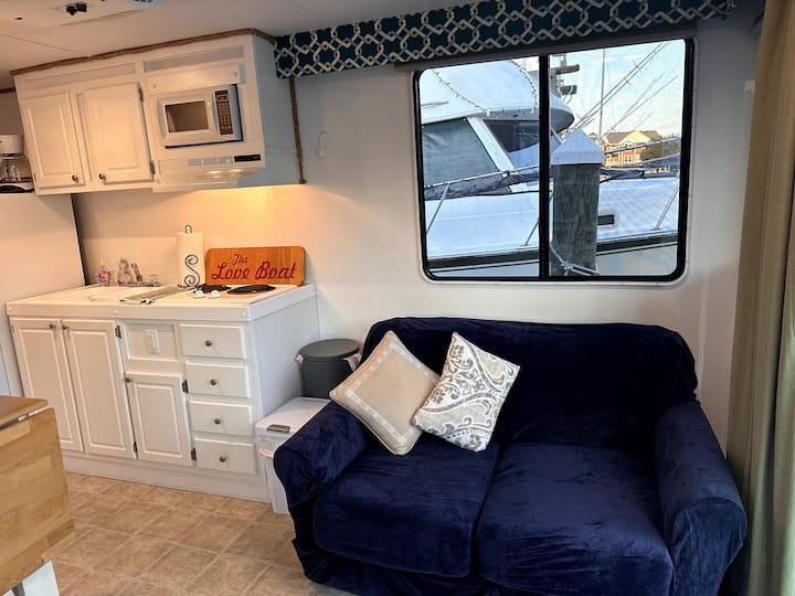 The Love Boat | Unique Obx Floating Adventure - Nags Head, NC