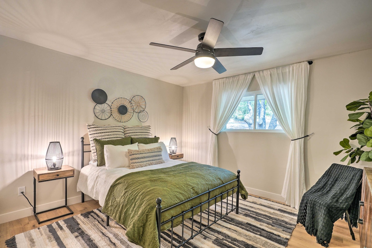 Chumba cha wageni cha Malkia kilicho na runinga janja na kabati