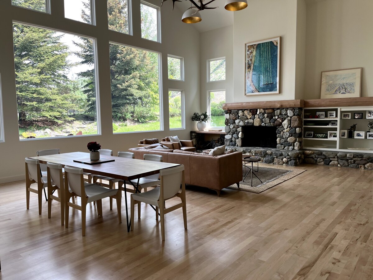 Luxury home by the river minutes to Sun Valley Houses for Rent in