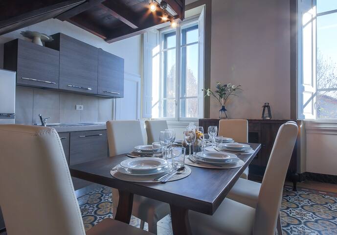 Palace Lux First gallery image 4