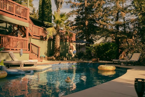 House In The Clouds - Perfect Summer Getaway