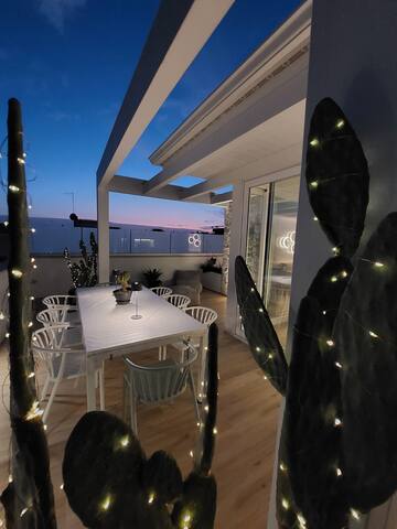 Skygarden rooftop gallery image 5