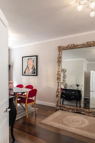 Selfridge & Portman square Lux 3 bedroom gallery image 4