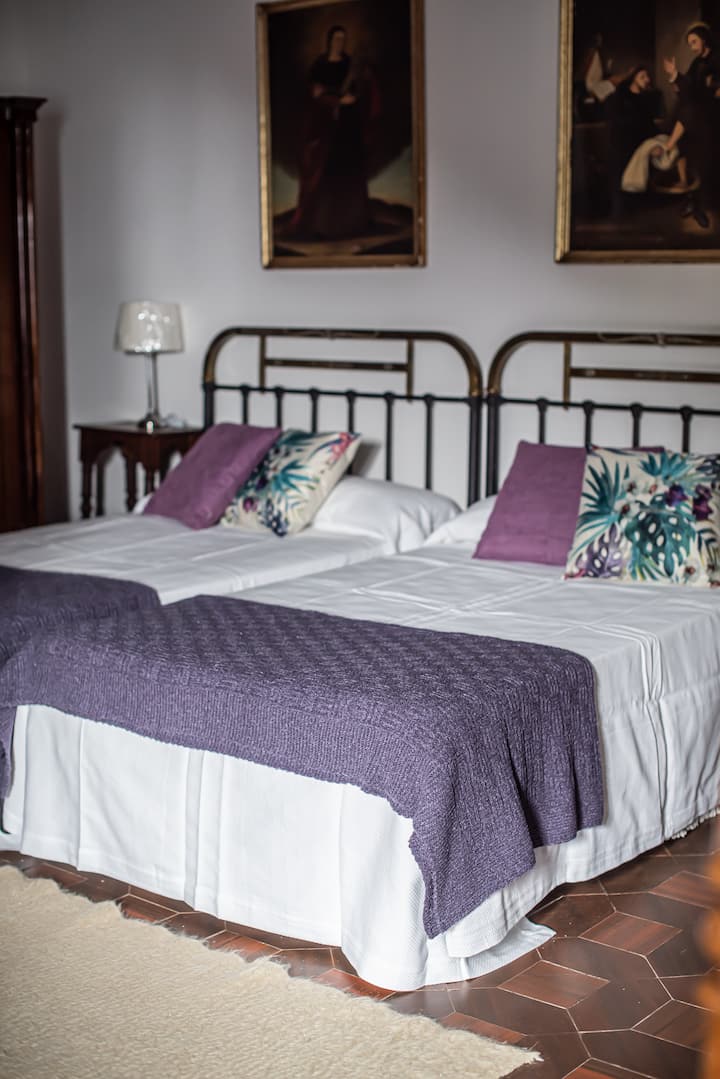 Chumba cha kulala 6, chumba chenye vitanda viwili vya mtu mmoja