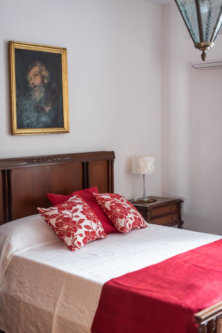 Chumba cha kulala 6, chenye kitanda cha watu wawili