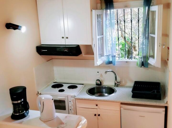 A Beautiful Bungalow At Villa Stefanos With Pool 3 - Kassiopi