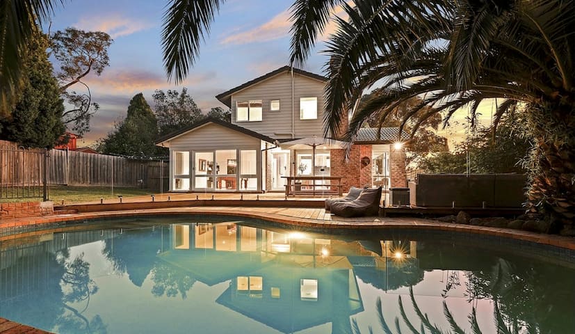 Coastal Family Haven w/ Pool Mornington Peninsula
