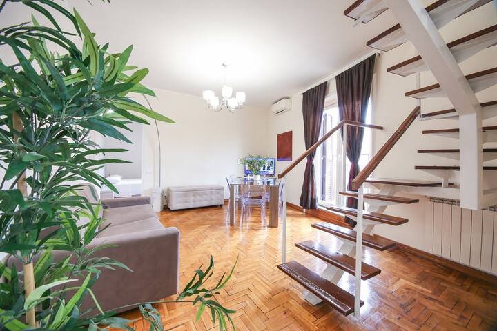 Penthouse in the heart of the city center gallery image 4