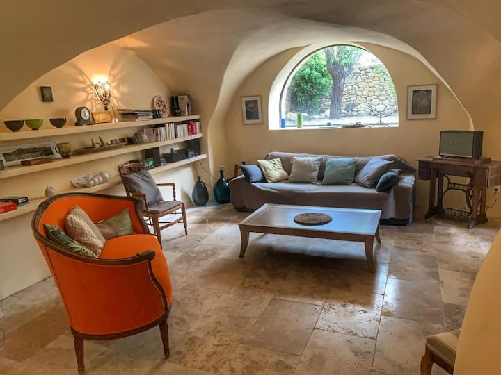 Mas Provençal De Charme - Rustrel