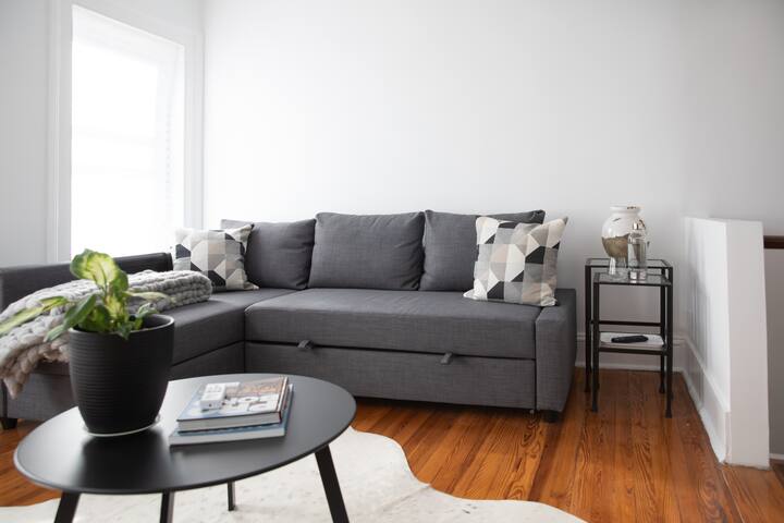 Historic NYC Townhouse in Landmarked District gallery image 2