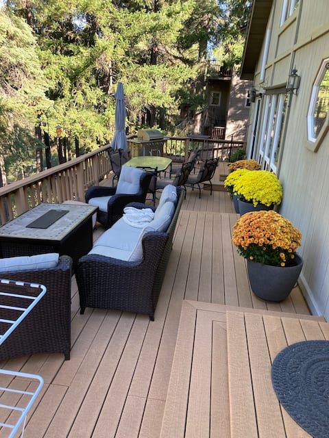 Lake Almanor Riverside Retreat Luxury Home