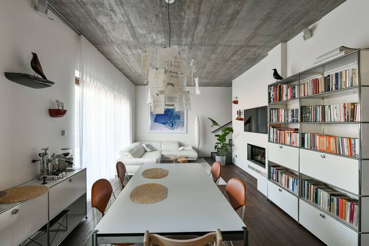 A Modern House with Garden close to Metro station gallery image 5