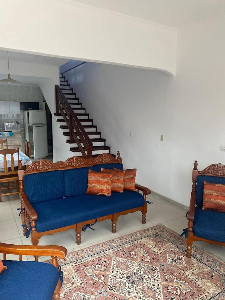 Casa Agradável Próximo Ao Shopping Colinas - São José dos Campos