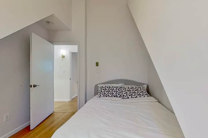 Segundo dormitorio en el piso