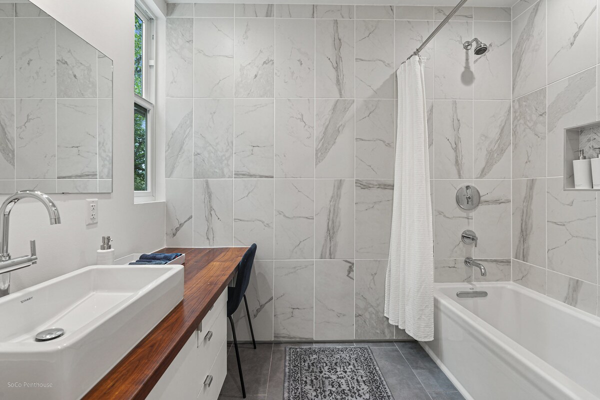 Lux SoCo Penthouse in the Heart of Austin