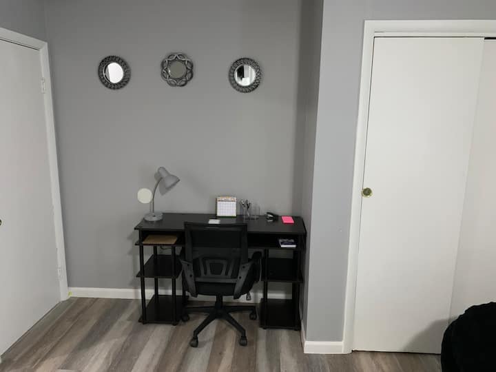 Офис/работно пространство 