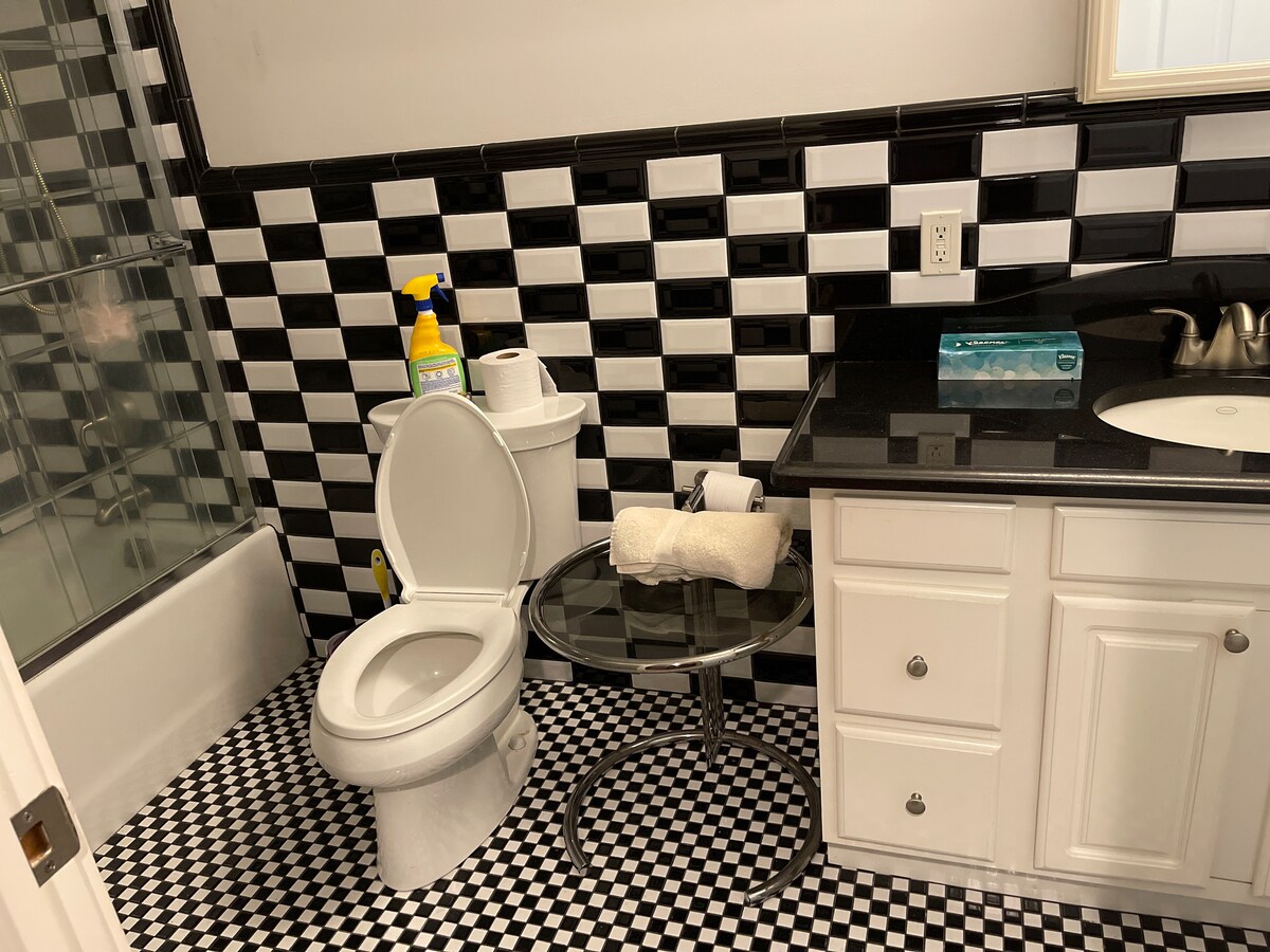 Nice Room In A Nice Home In Dix Hills. Houses for Rent in Dix Hills