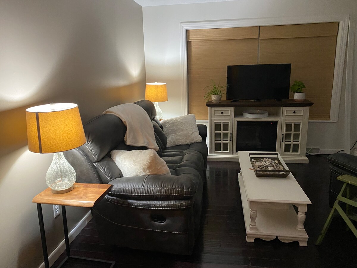 Home in Interlochen Houses for Rent in Interlochen, Michigan, United