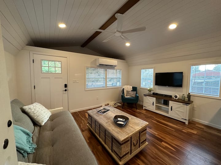 Farmhouse Tiny Home In Marietta - Marietta, GA