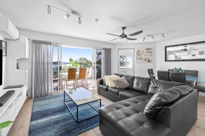 Relaxing Waterfront: Private Rooftop: Super views