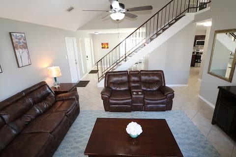 Modern 4 Bedroom Refuge