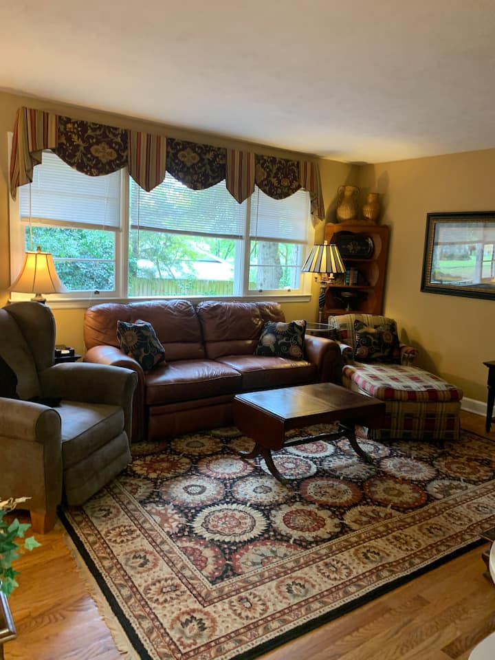 Citadel Cottage 2 Bedroom/1 Bath - Aiken, SC