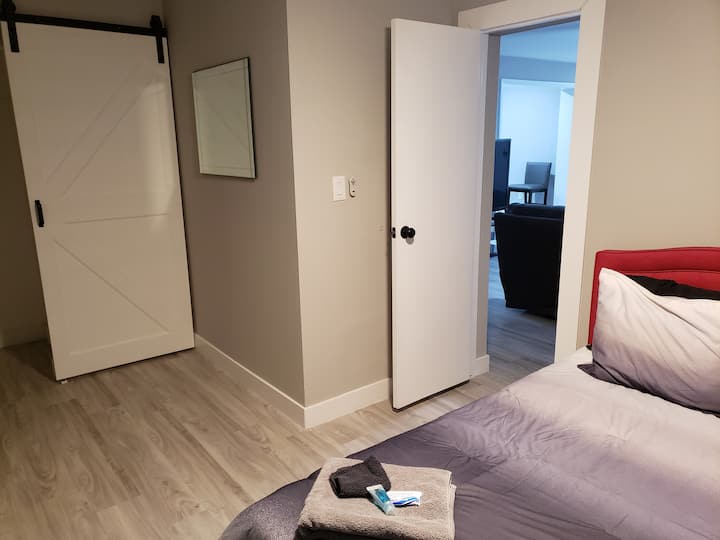 Tredje sovrummet till TV-rummet