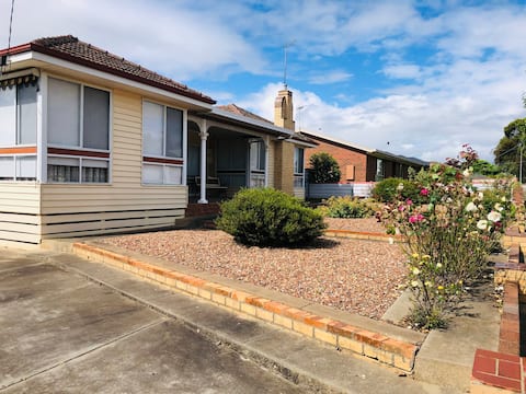 Welcome to Dookies, step back in time