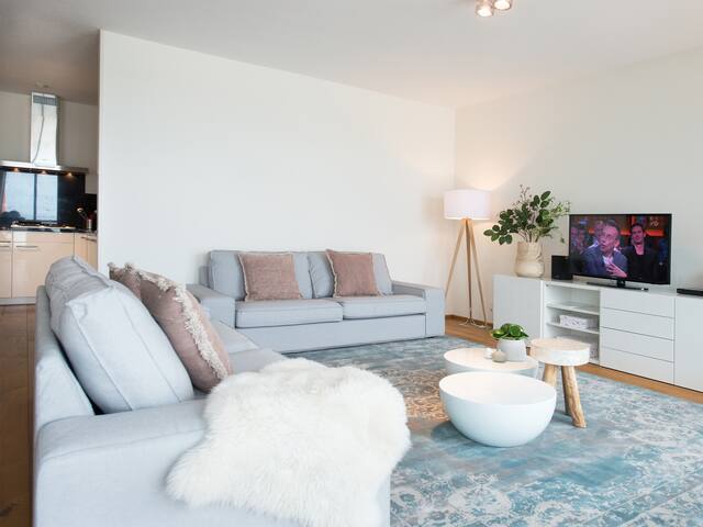 BizStay Harbour 22C gallery image 5