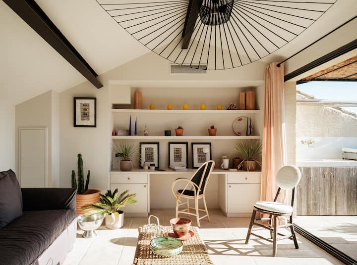 3rd floor living room