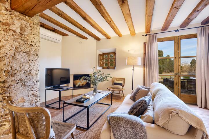 Casa Rural Mas Ametller – Relaxa’t en el pati