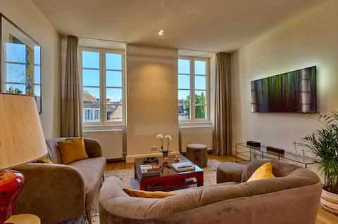 Annonce Airbnb populaire: Luc Paillard · Montagnon 4* Les Suites du Palais - à Nevers