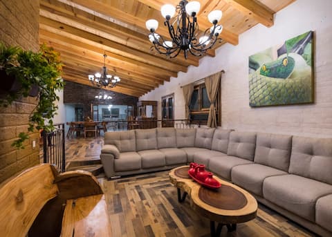 A cabin full of life in Chiquilistlan, Jalisco