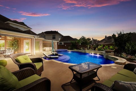 Poolside Paradise with Lake View in Legends Ranch
