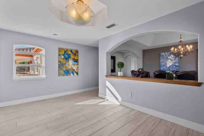 Beautiful private mountain estate on 10 acres gallery image 4