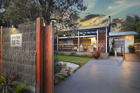 Successful Airbnb property: 'Tides on Toorak' - Enormous Entertainment Area! in Inverloch