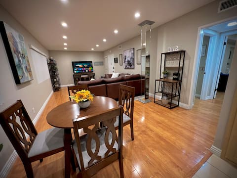 Private 2 Beds/2 Bath w/ Laundry, Parking & Views!