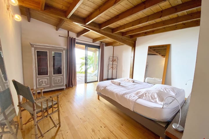 Главен апартман (2 гости - 1 брачен кревет)