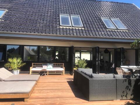 Delicious Villa by the beach & close to Aarhus C