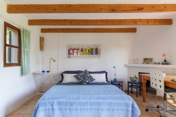 Chambre quatrième en « casita » disponible si réservé. Voir la description.