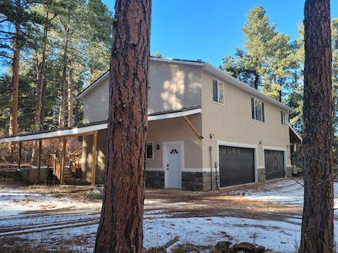 21 Acre Wood Paradise, sleeps 12