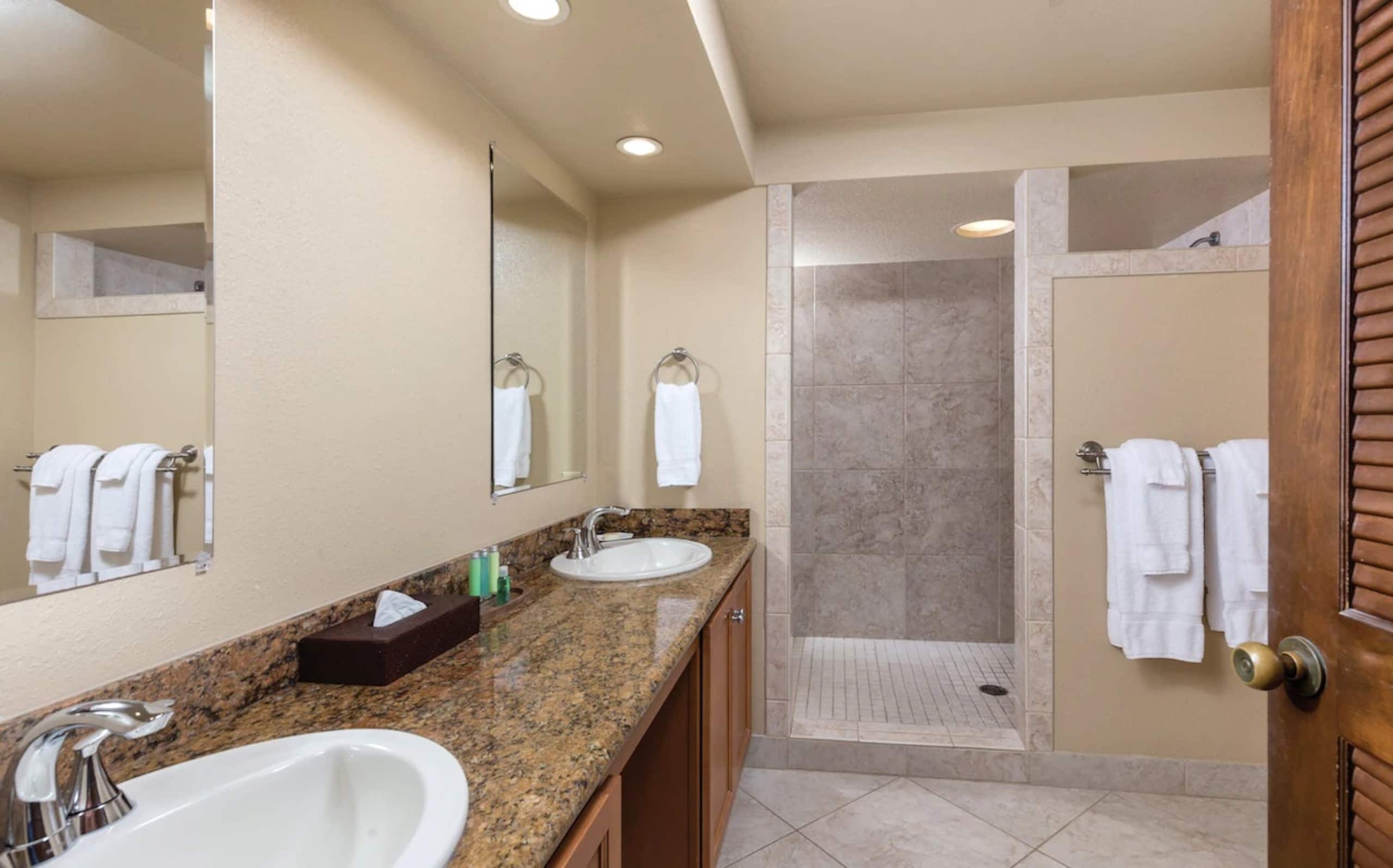 Kona Coast Resort 2 Bedroom - Photo 7