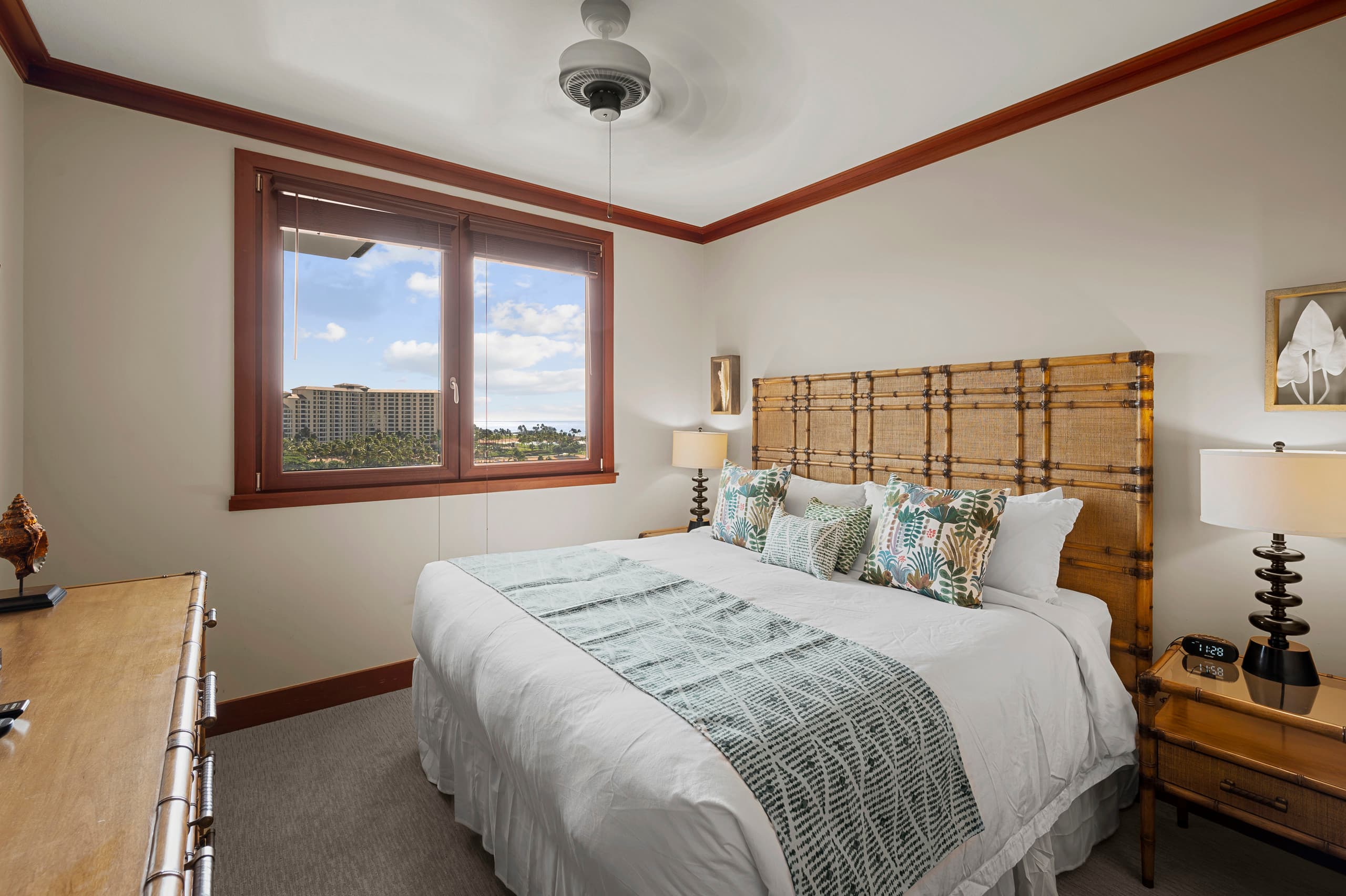 Condo in Kapolei · ★4.98 · 3 bedrooms · 4 beds · 3 private baths - Image 17