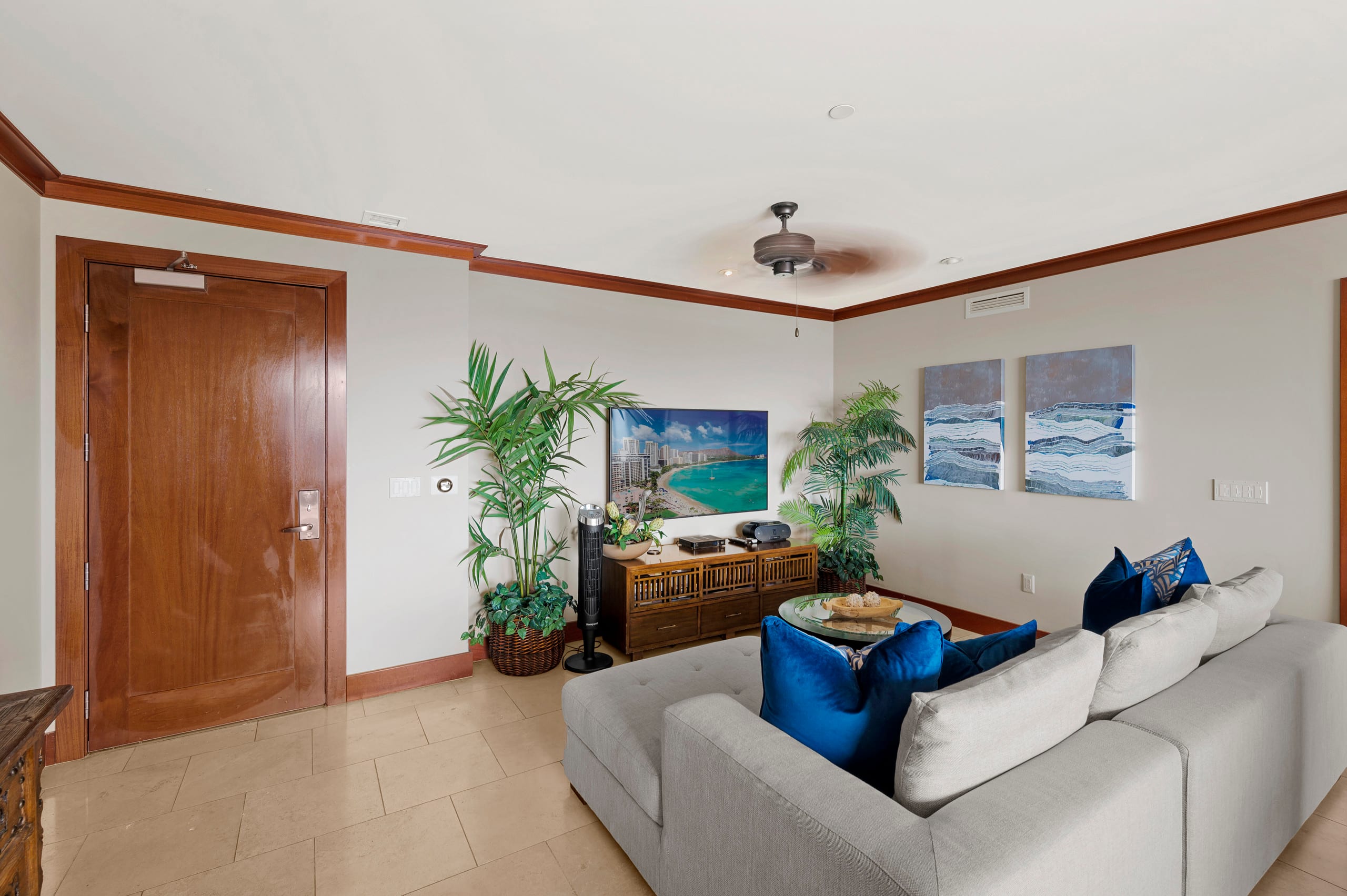 Condo in Kapolei · ★4.98 · 3 bedrooms · 4 beds · 3 private baths - Image 11