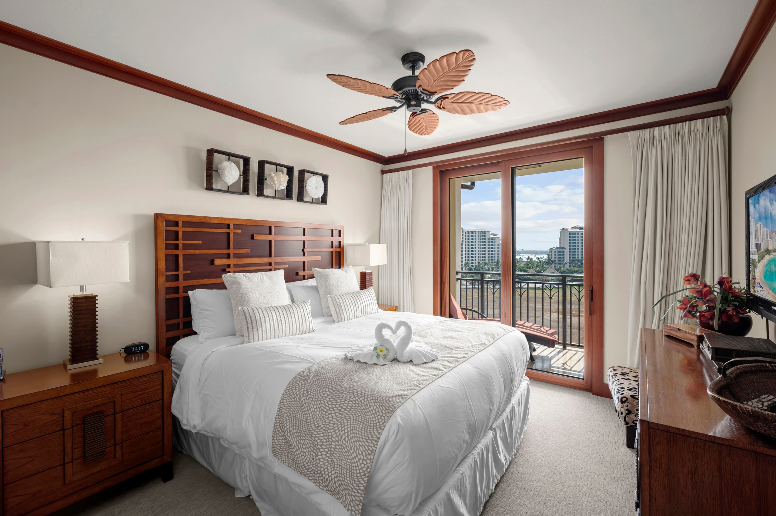 Condo in Kapolei · ★4.98 · 3 bedrooms · 4 beds · 3 private baths - Image 12