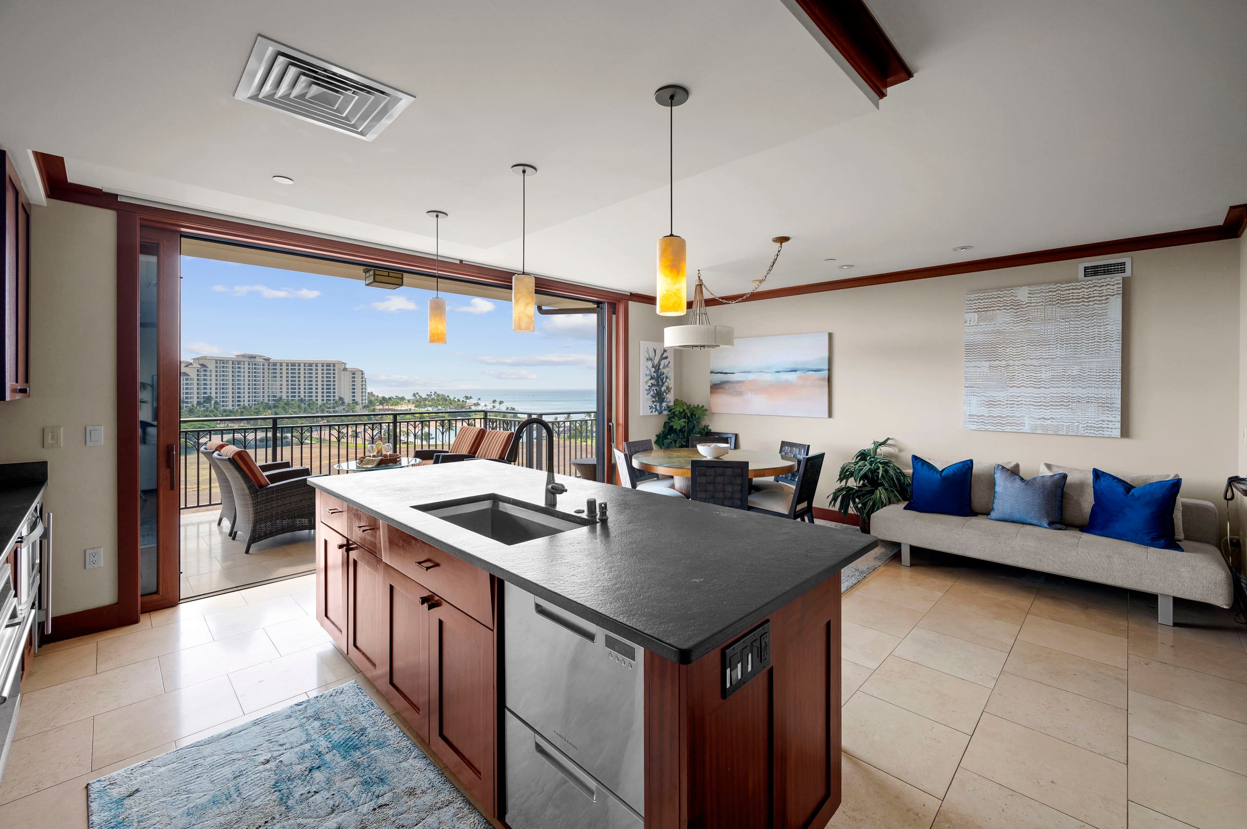 Condo in Kapolei · ★4.98 · 3 bedrooms · 4 beds · 3 private baths - Image 5