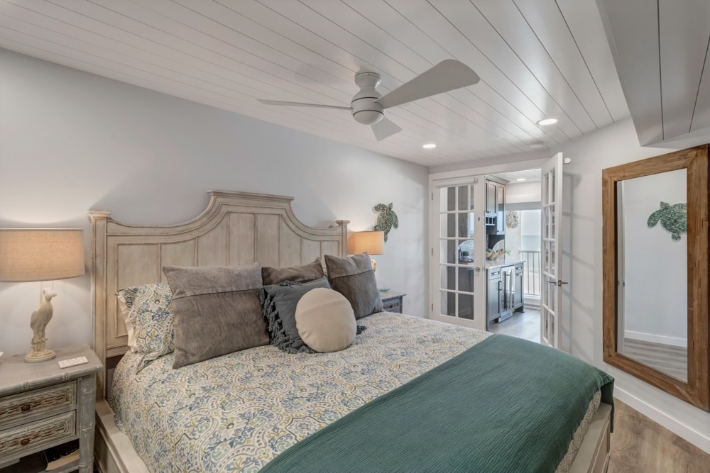 ห้องสวีทเตียงคิงไซส์หลักพร้อมมู่ลี่