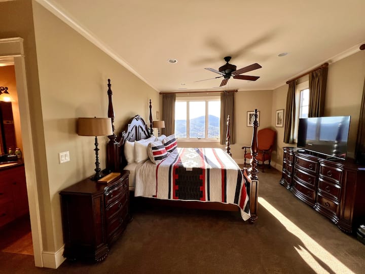 2nd Floor Master Bedroom #4 with Mountain Views, TV and Full Bath